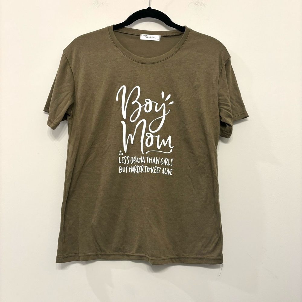 Boy Mom Tshirt green Funny Mom‎ Shirt Women’s size M
